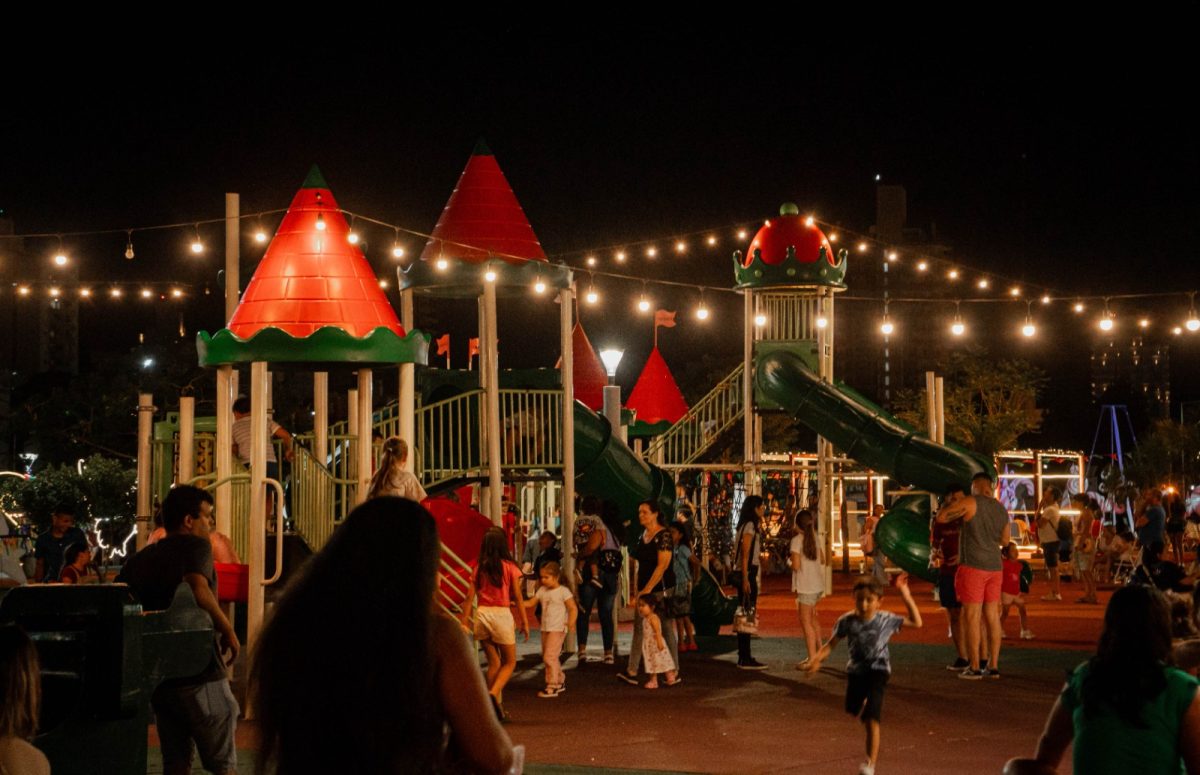 Espacios publicos con identidad propia el Parque Maria de la Cruz Morinigo de Posadas parque de las fiestas 9 - 5