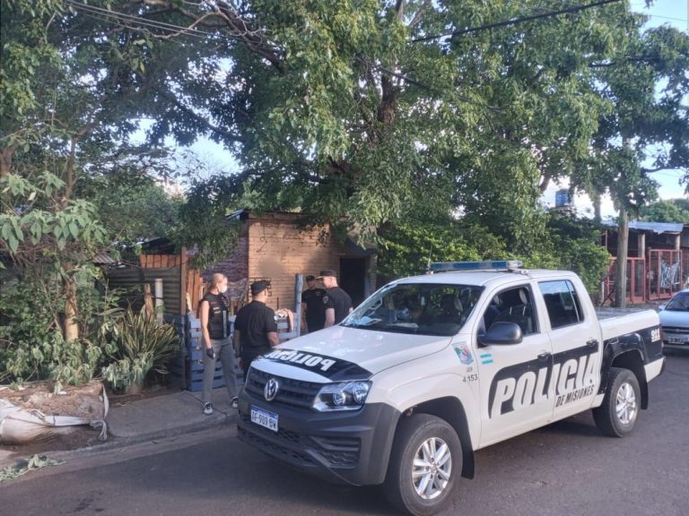 Investigan el homicidio de una mujer hallada en una letrina en Posadas