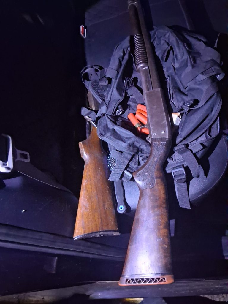 Jefatura ordenó el arresto de dos suboficiales por venta ilegal de armas en Alem 3 6 - Jefatura ordeno el arresto de dos suboficiales por venta ilegal de armas en Alem 1 - 5