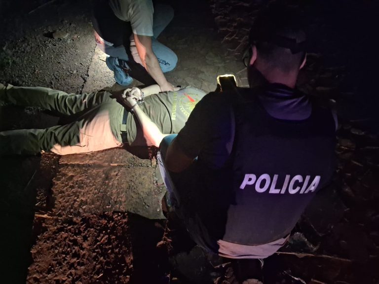 Jefatura ordenó el arresto de dos suboficiales por venta ilegal de armas en Alem
