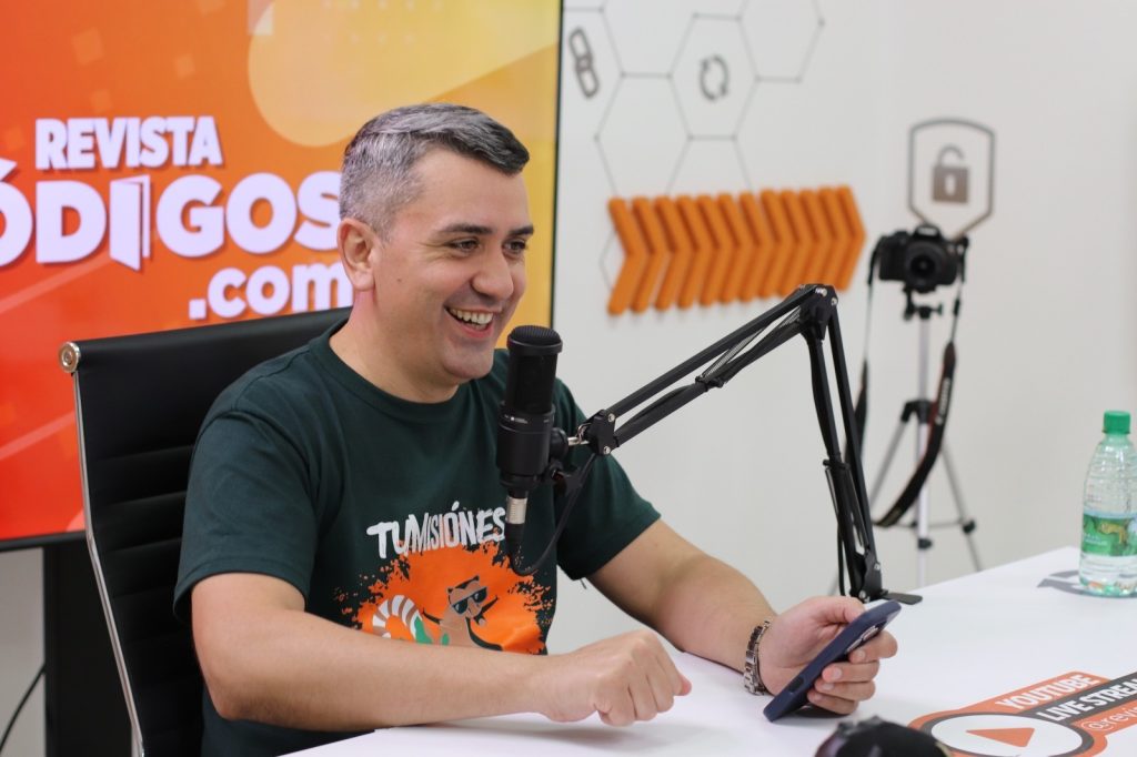 José María Arrúa y Daniel Vigo pasaron por el streaming de Códigos 8 16 - Jose Maria Arrua y Daniel Vigo pasaron por el streaming de Codigos 9 - 15