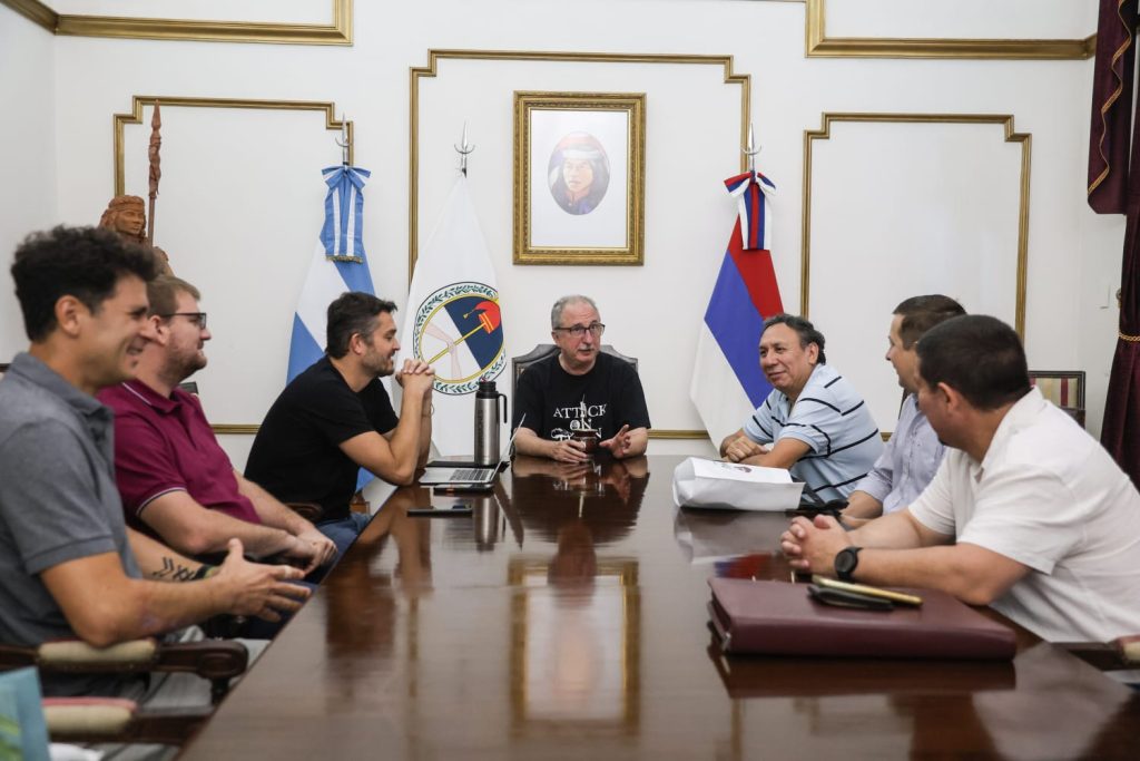 Passalacqua recibió a la misión yerbatera que abrió el mercado de la India para Misiones 5 10 - Passalacqua recibio a la mision yerbatera que abrio el mercado de la India para Misiones 1 - 9