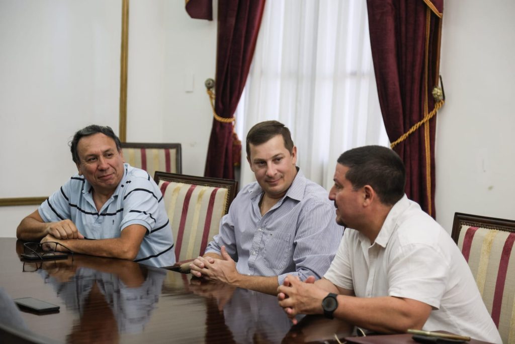 Passalacqua recibió a la misión yerbatera que abrió el mercado de la India para Misiones 6 12 - Passalacqua recibio a la mision yerbatera que abrio el mercado de la India para Misiones 7 - 11