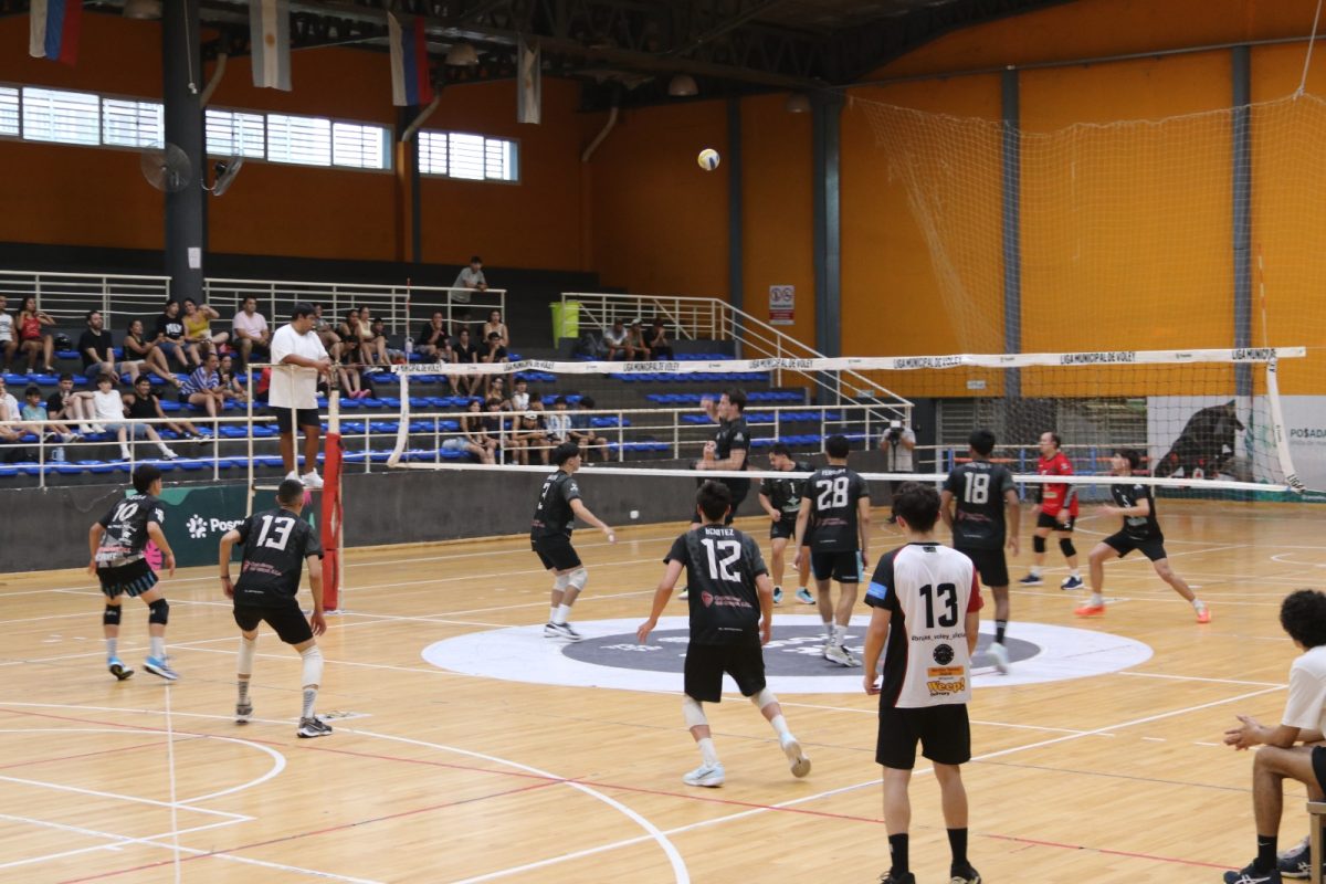 Posadas consolido su Liga Municipal de voley con un vibrante cierre en el Finito Gehrmann 2 - 5