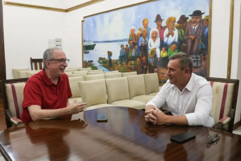 Sartori asumió al frente de la Coordinación de Gabinete y se reunió con Passalacqua