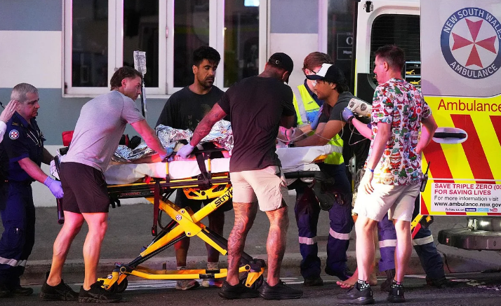 Tiroteo y masacre en Australia dejó al menos 10 muertos