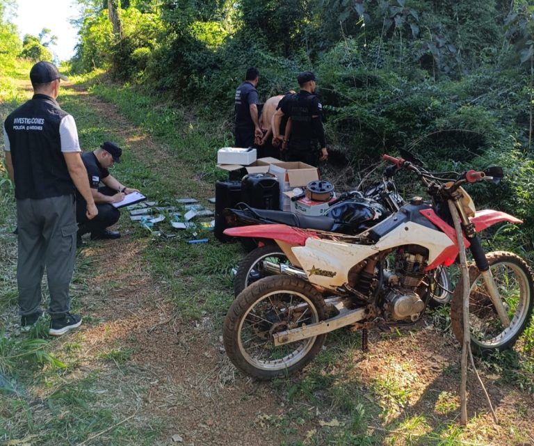 Tras un despliegue policial recuperaron computadoras robadas en San Vicente