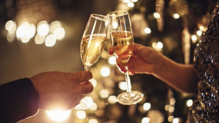 Decretan asueto en vísperas de Navidad y Año Nuevo para la administración pública nacional