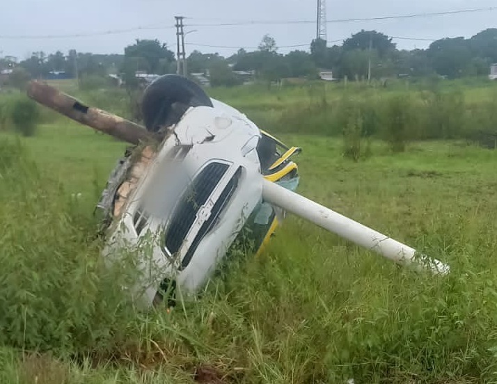Despiste de automóvil deja dos personas heridas en el Acceso Sur de Posadas