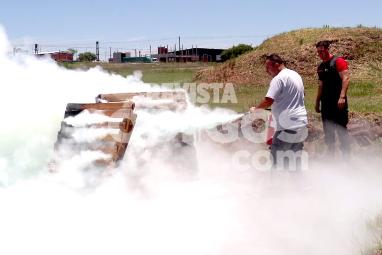 Capacitaron sobre incendios forestales en el Parque Industrial: “La prevención involucra a todos”, resaltó Levandowski