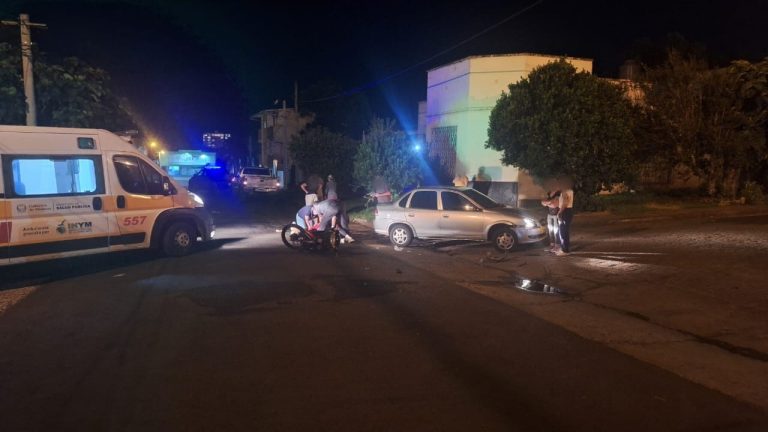 Una motociclista resultó herida tras un choque en Posadas