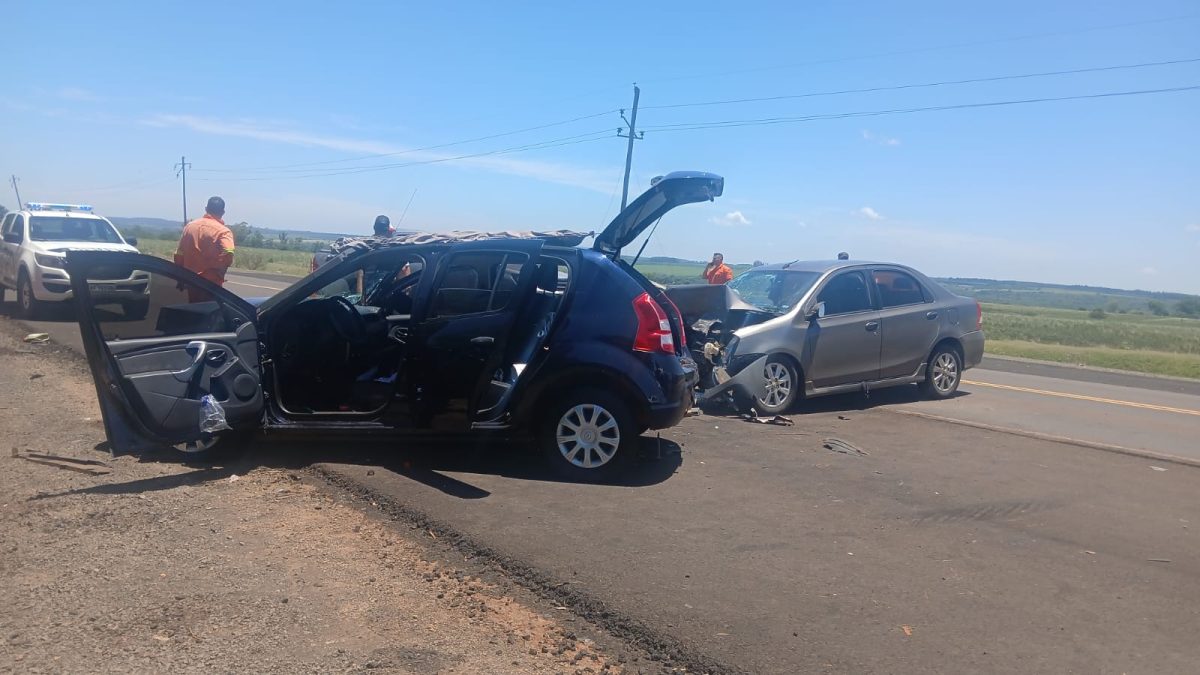 Dos mujeres resultaron gravemente heridas en un choque frontal sobre la Ruta 105 1 2 - choque ruta 105 2 - 1