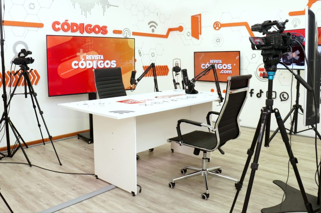 Códigos cumple 11 años: del papel al streaming, una historia de periodismo misionero que sigue creciendo 1 2 - codigos aniversario 1 - 1