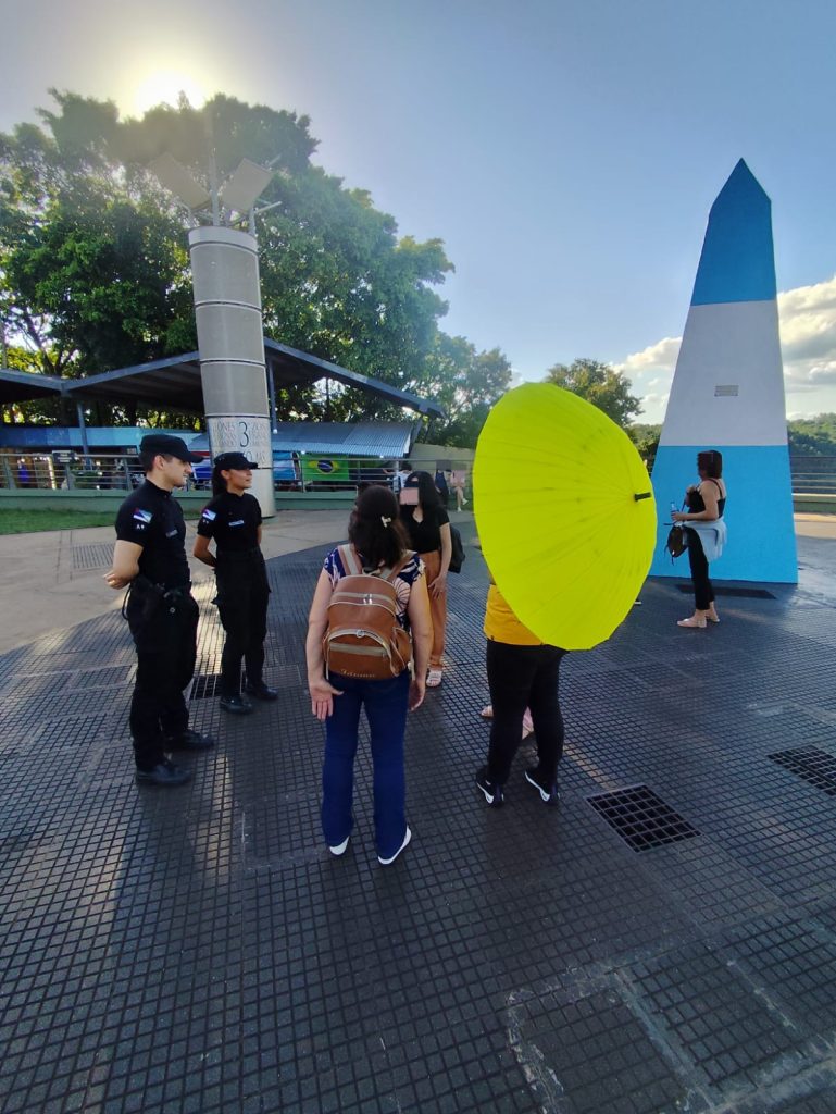 La Policía despliega amplio operativos en todos los municipios de Misiones 3 6 - controles 3 - 5