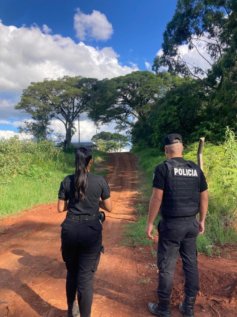 La Policía despliega amplio operativos en todos los municipios de Misiones 4 8 - controles 4 - 7