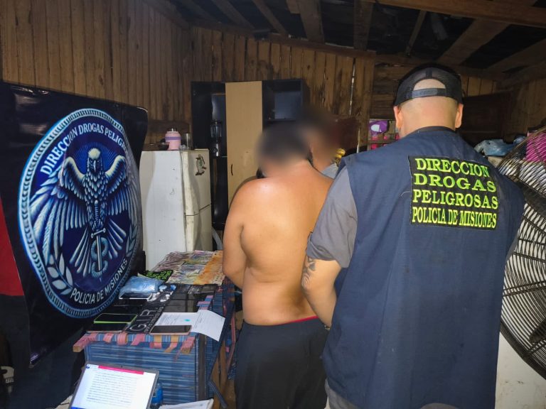 Desbaratan banda narco en Villa Cabello: hay cuatro detenidos y cocaína secuestrada