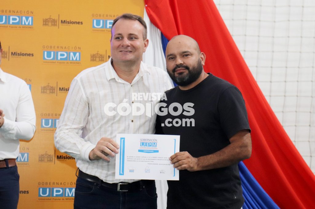 egresados UPM 13 - 27