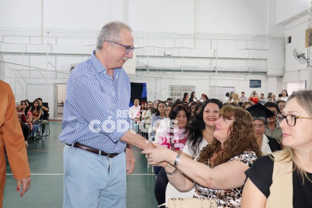 egresados UPM 15 - 1