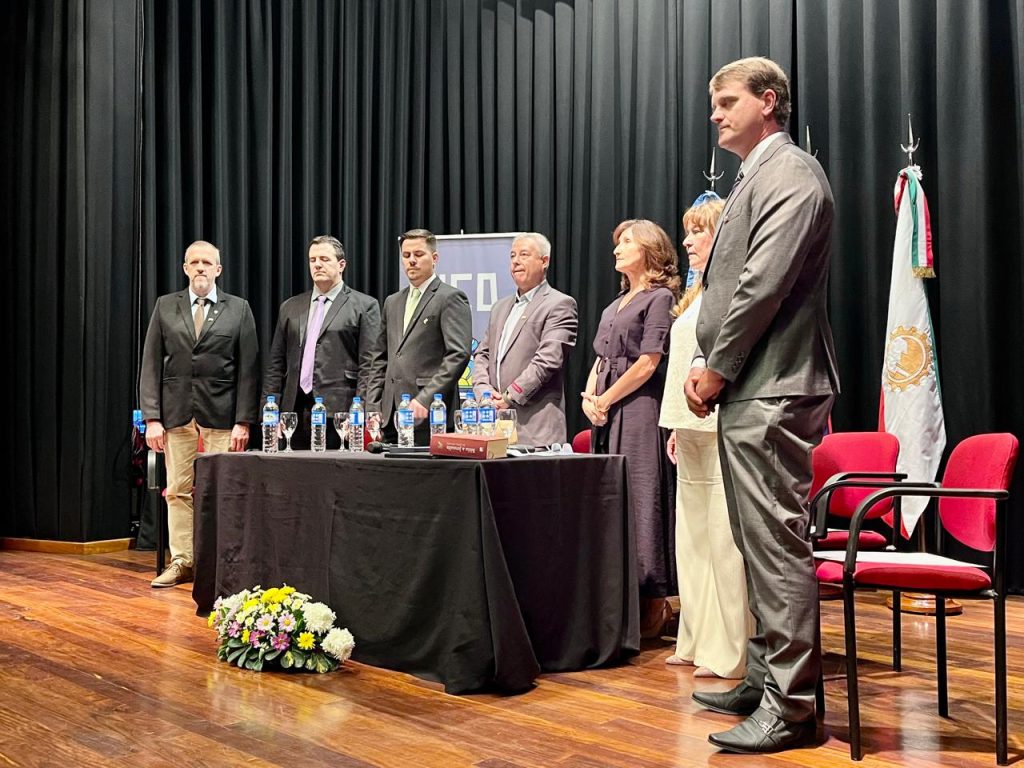 Con respaldo unánime, Paola Fantin continuará al frente del Concejo Deliberante de Puerto Rico 2 4 - hcd puerto rico 2 - 3