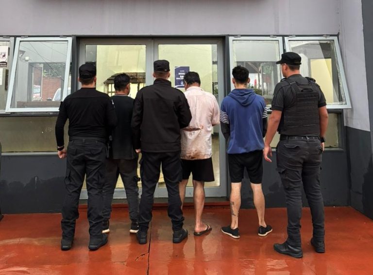 Tres detenidos por un incendio intencional en Oberá