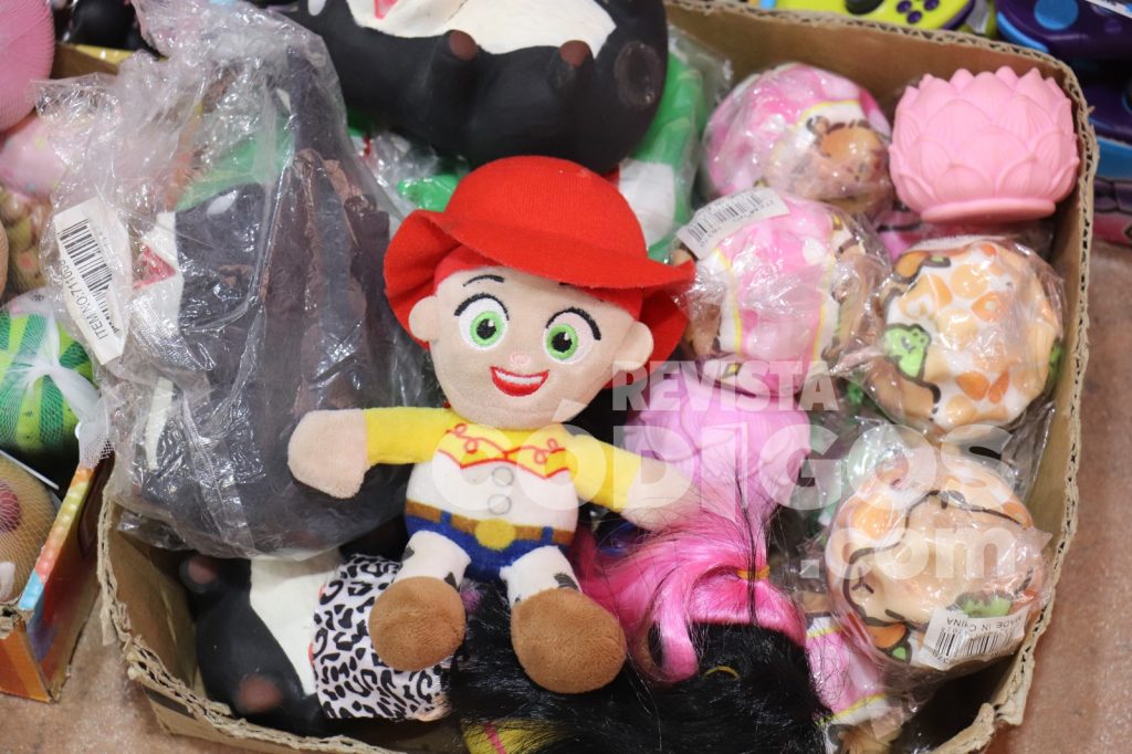 Se adelantan las compras de Navidad y crece la consulta por juguetes en La Placita 7 14 - jugueteria la placita 2 - 13