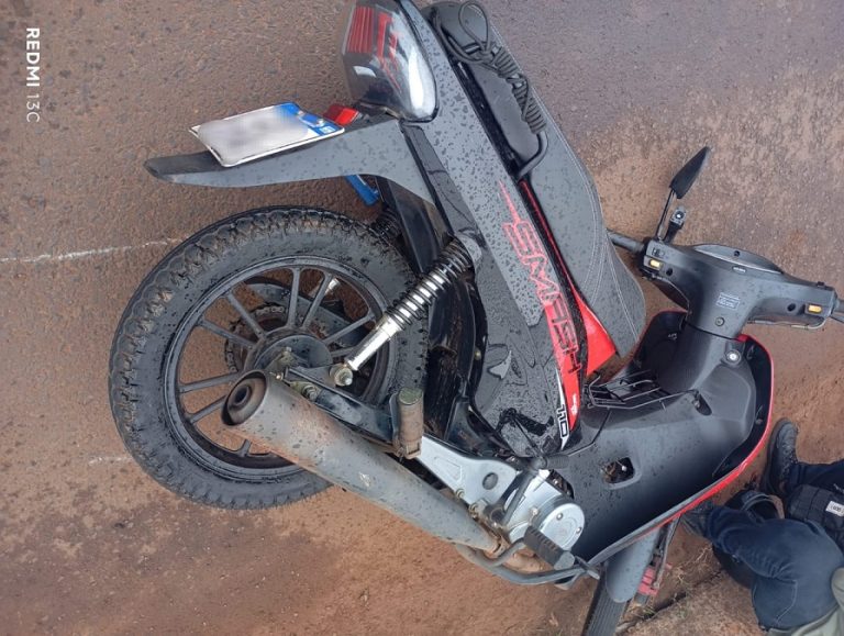 Motociclista fue hospitalizado tras derrapar en la colectora sur de Posadas