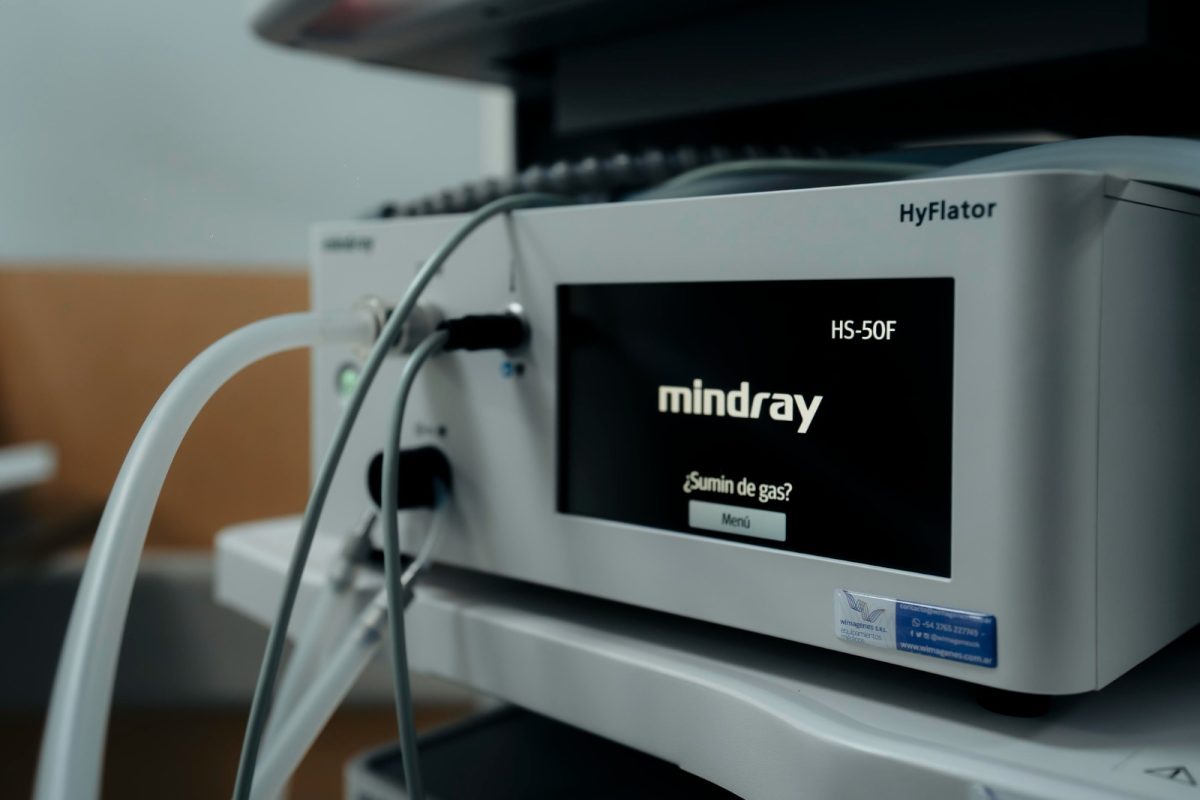 El Hospital Favaloro incorpora tecnología de videolaparoscopía para descentralizar cirugías del Madariaga 3 6 - nuevo equipo favaloro 3 - 5