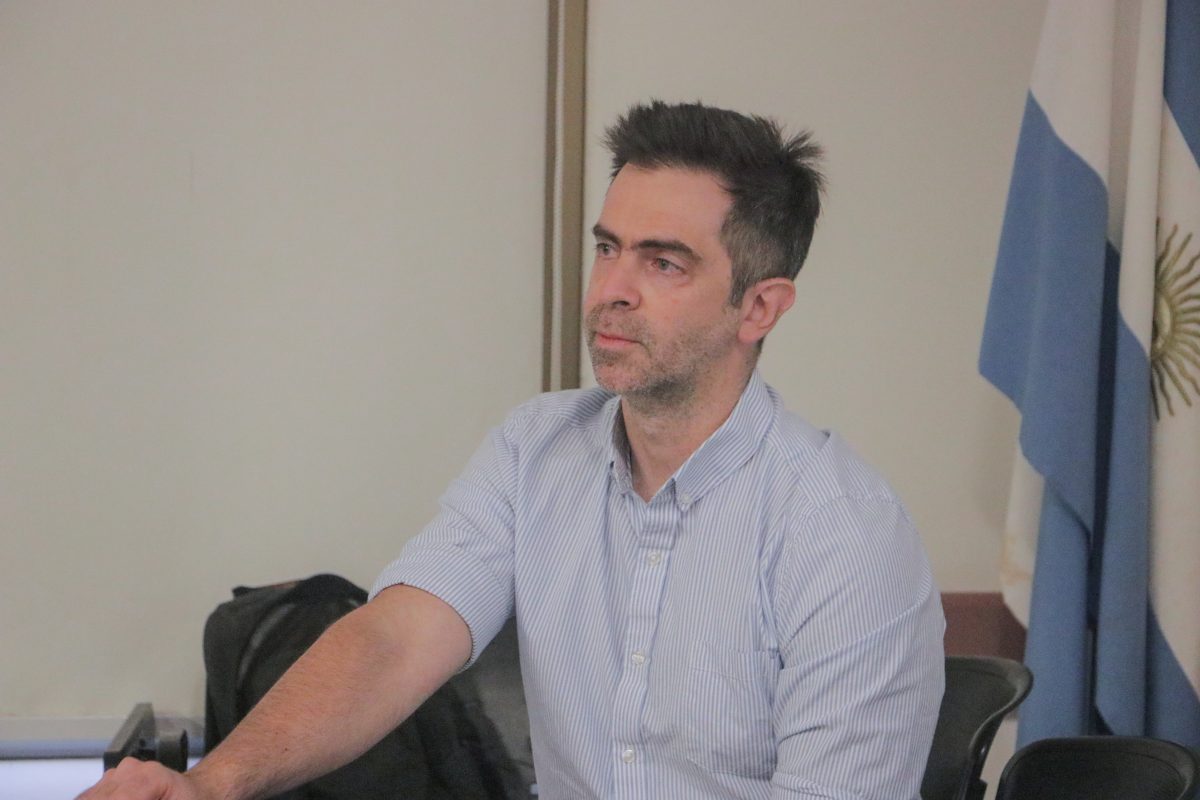 El robot Da Vinci del Madariaga marca un hito en cirugías urológicas mínimamente invasivas 6 12 - robot davinci 6 - 11