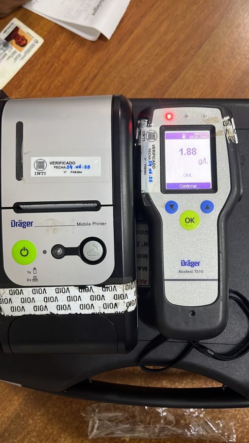 Alcohol al volante dos hombres fueron detenidos en San Vicente y Capiovi 1 - 3