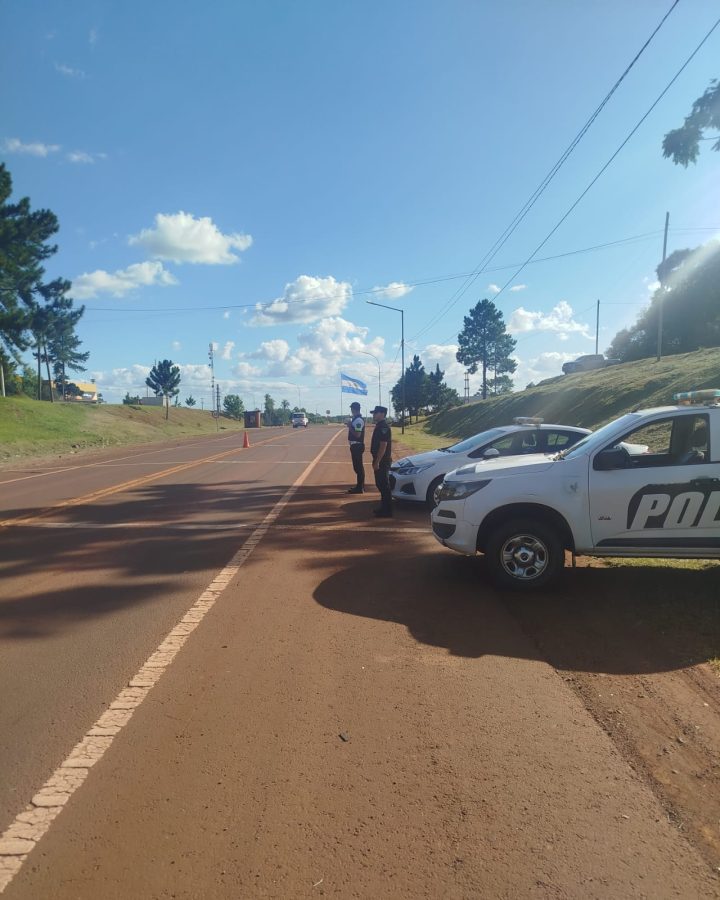 Despliegan un operativo para recapturar a un delincuente evadido de una comisaria en Santo Pipo 7 - 7