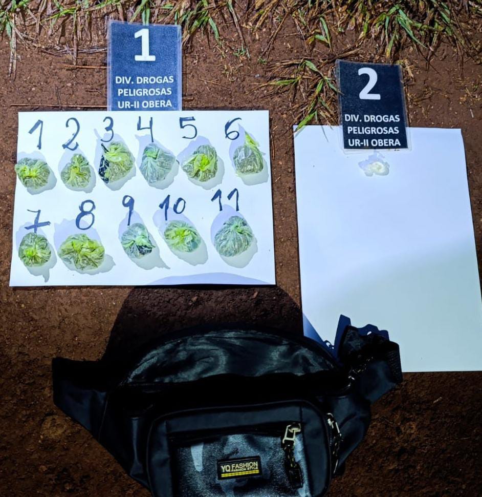 Joven de 19 anos fue detenido mientras transportaba cocaina para su venta en Iguazu 2 - 1