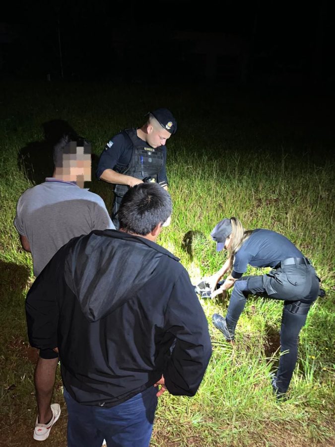 Joven de 19 anos fue detenido mientras transportaba cocaina para su venta en Iguazu 3 - 5