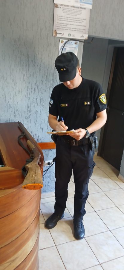 OBERA HOMBRE DISPARO 2 - 1