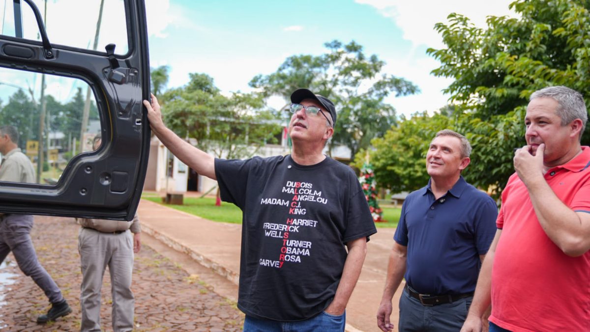 Passalacqua realizo entrega de equipamiento y supervision de obras en Alba Posse 13 - 7