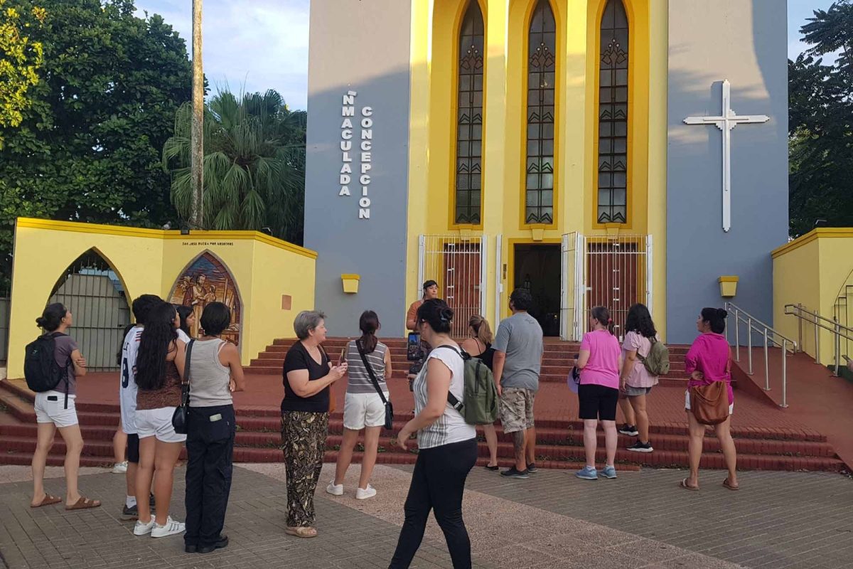 Posadenos tuvieron un encuentro con la historia en el tour de recorrido por Villa Urquiza 5 - 5