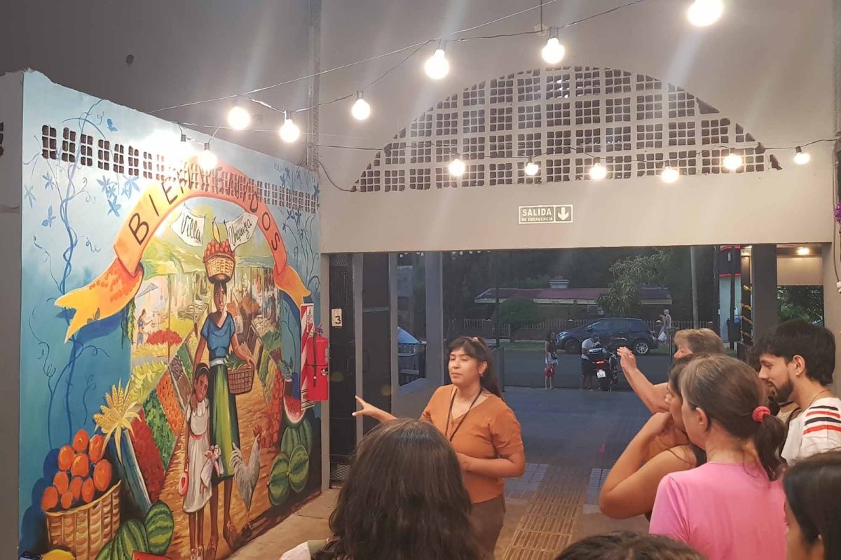 Posadenos tuvieron un encuentro con la historia en el tour de recorrido por Villa Urquiza 7 - 1