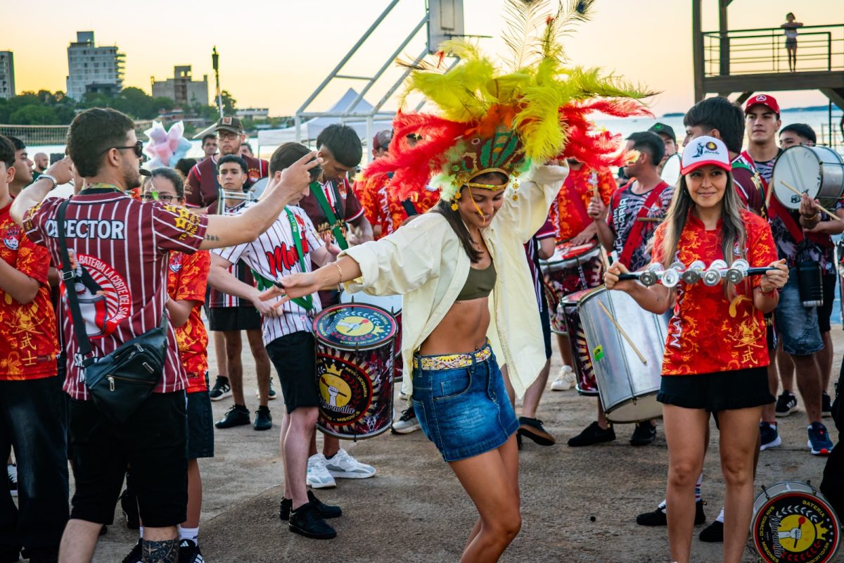 Color, música y comparsas: Posadas inauguró los Carnavales Provinciales 3 6 - carnavales misioneros 4 - 5