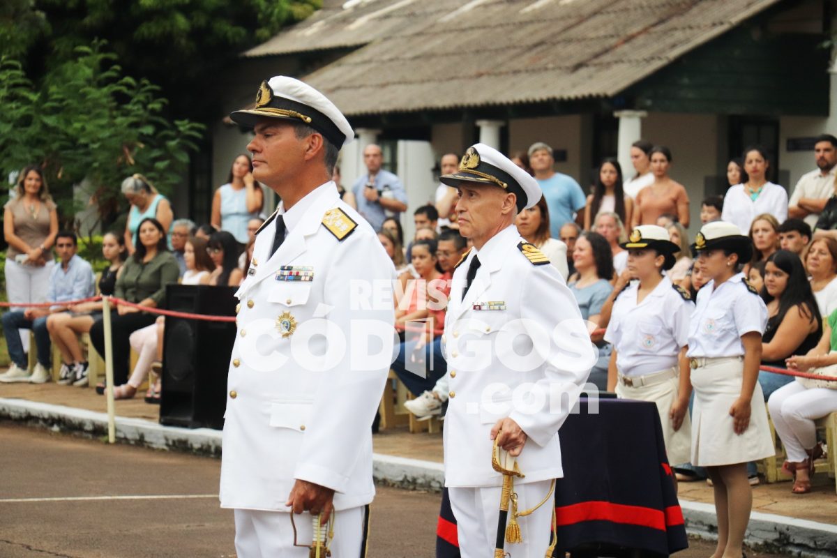 El Liceo Naval Militar Almirante Storni realizo la ceremonia de cambio de direccion 12 - 13