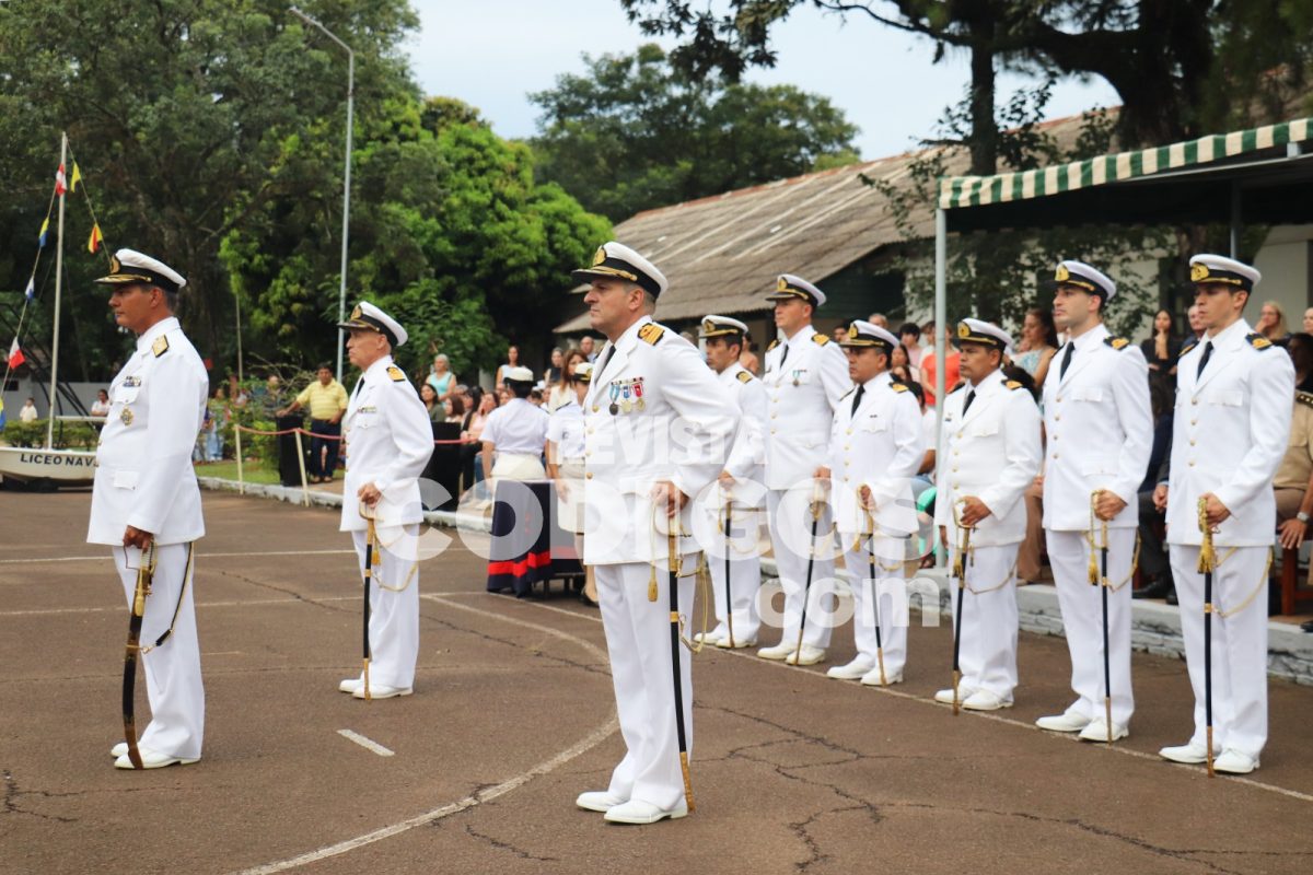 El Liceo Naval Militar Almirante Storni realizo la ceremonia de cambio de direccion 16 - 7