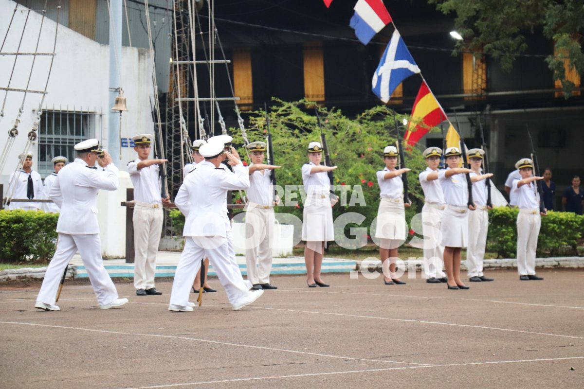 El Liceo Naval Militar Almirante Storni realizo la ceremonia de cambio de direccion 6 - 23