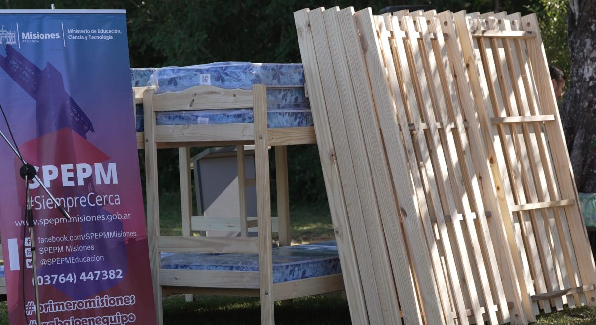 Hugo Passalacqua destaco el rol de las EFAs y entrego equipamiento educativo en Caa Yari 14 - 5