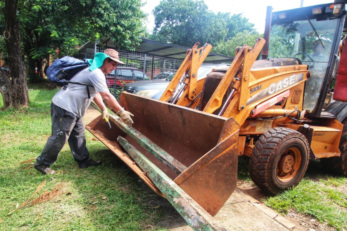 Posadas refuerza operativos sanitarios y de mantenimientos de cara al inicio de clases 2 4 - Posadas refuerza operativos sanitarios y de mantenimientos de cara al inicio de clases 3 - 3
