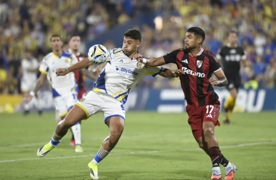 En un partido parejo, Central y River empataron sin goles en Rosario