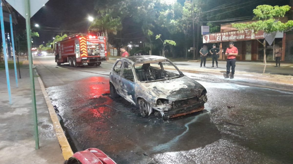 auto incendiado