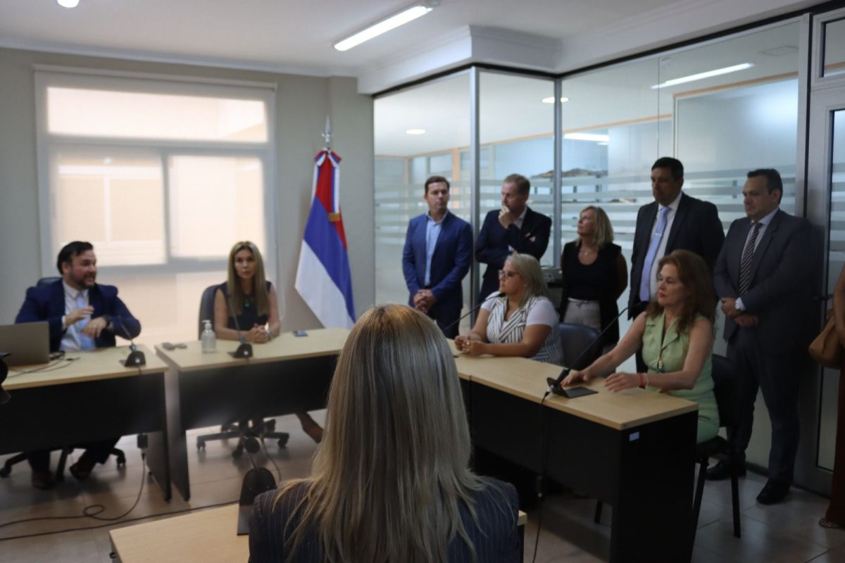 justicia apostoles 12 - 23