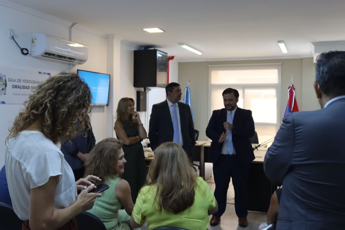 justicia apostoles 4 - 7