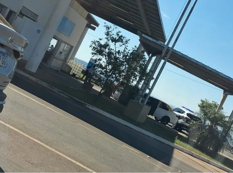 Falleció una mujer mientras cruzaba desde Posadas hacia Encarnación en colectivo