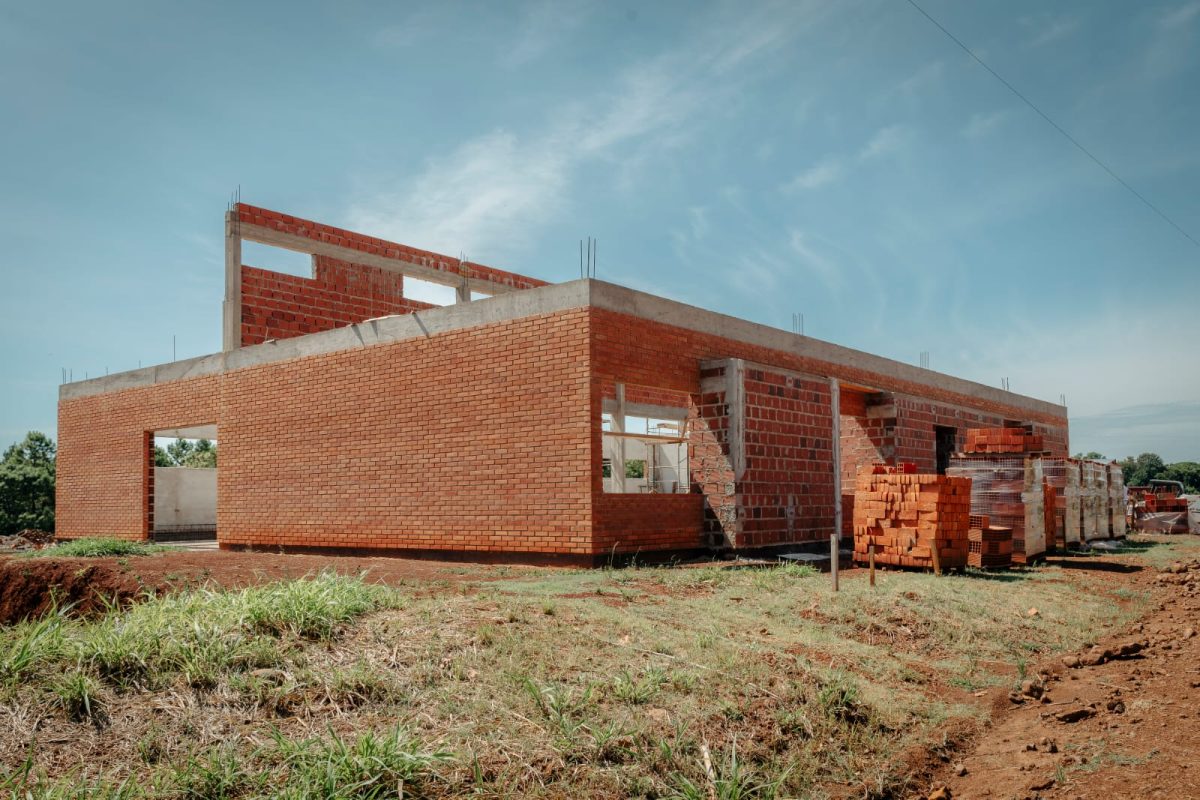 Passalacqua supervisó el avance del nuevo edificio de la EPET 53 en Alberdi 10 20 - passalacqua 11 - 19