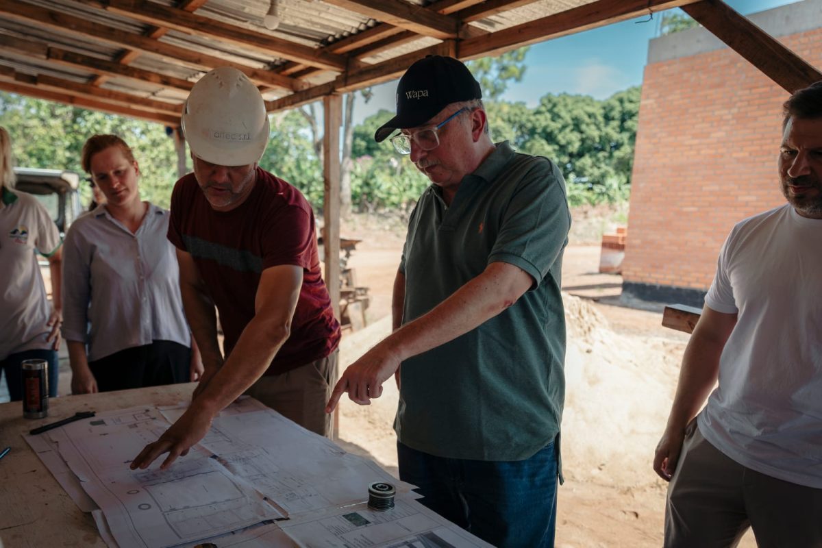 Passalacqua supervisó el avance del nuevo edificio de la EPET 53 en Alberdi 2 4 - passalacqua 3 - 3