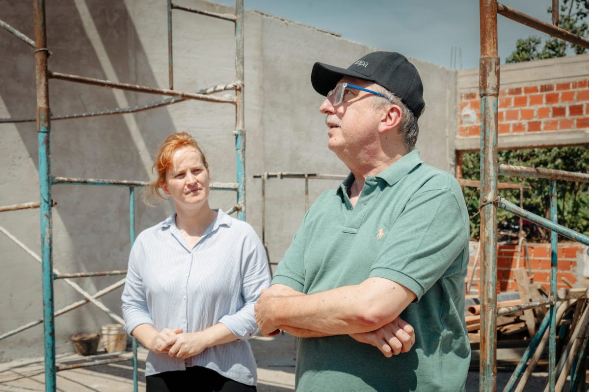Passalacqua supervisó el avance del nuevo edificio de la EPET 53 en Alberdi 7 14 - passalacqua 8 - 13